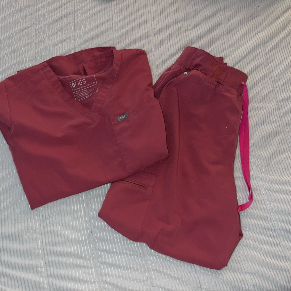 Quartz - Figs Scrub Set